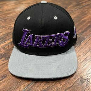 NBA Los Angeles Lakers Adidas Cap Black Purple Gray Snapback Flat Brim Hat